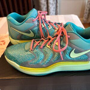 Men's Nike KD 17 Basketball Size M 12 / W 13.5